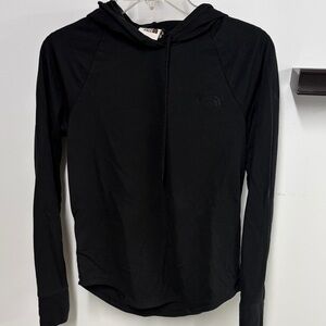 The North Face Classic Black Pullover